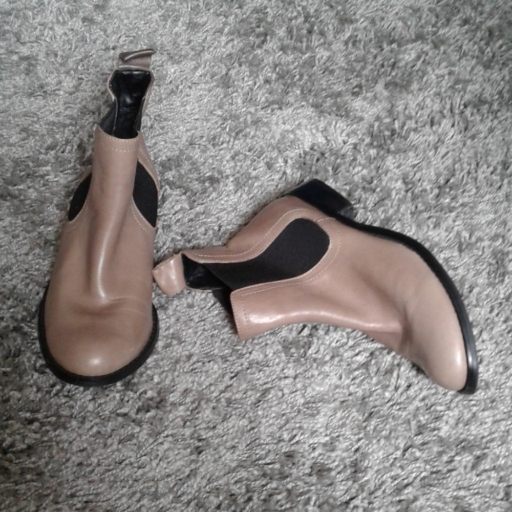 Tan Boots SHOEMINT size Us 7 Eur 37.5 Uk 4.5